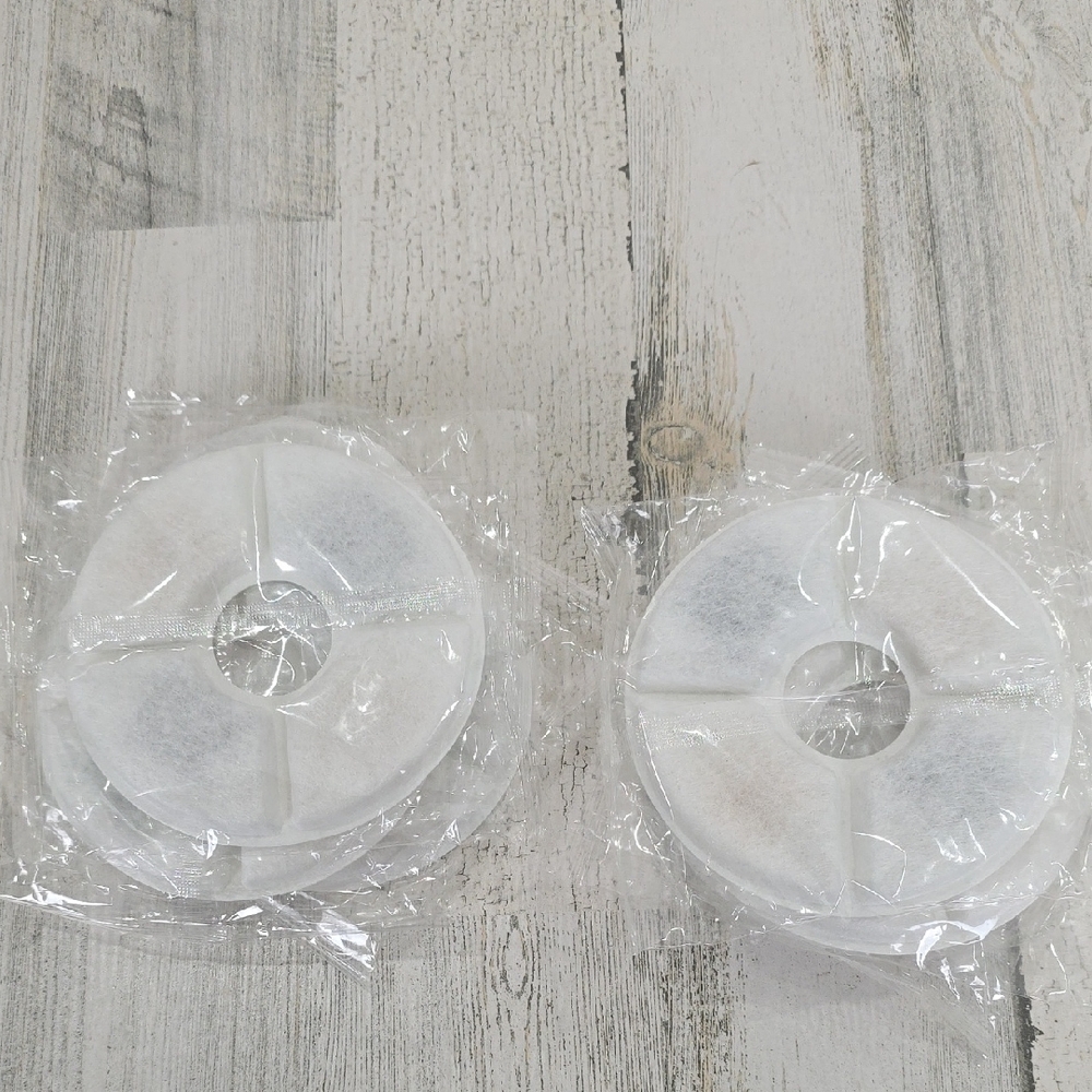 Pet Water Fountain White Replacement Round Filters 5" Diameter NEW 9 Filters